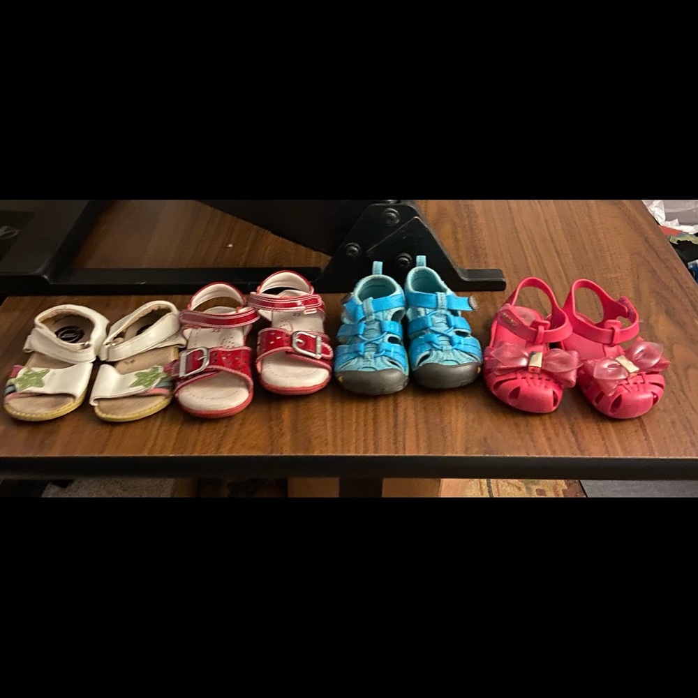 Lot of 4 pair of toddler shoes